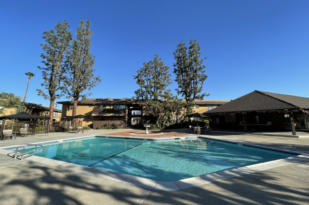 This image is the visual representation of Amenities 1 in Casa Tiempo Apartments.